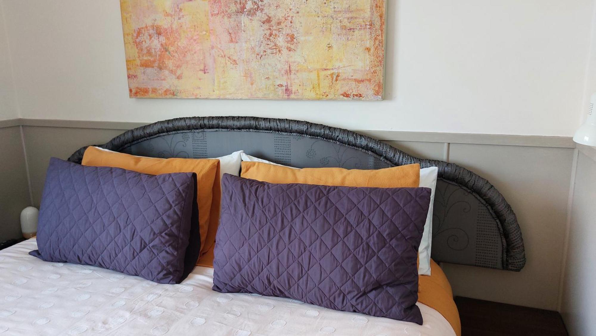 Bed And Breakfast Happy Home Taupo Accommodation Екстериор снимка