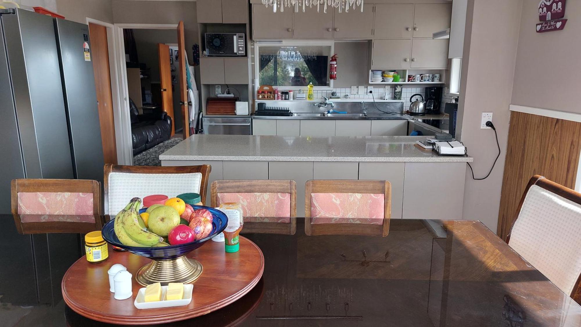 Bed And Breakfast Happy Home Taupo Accommodation Екстериор снимка