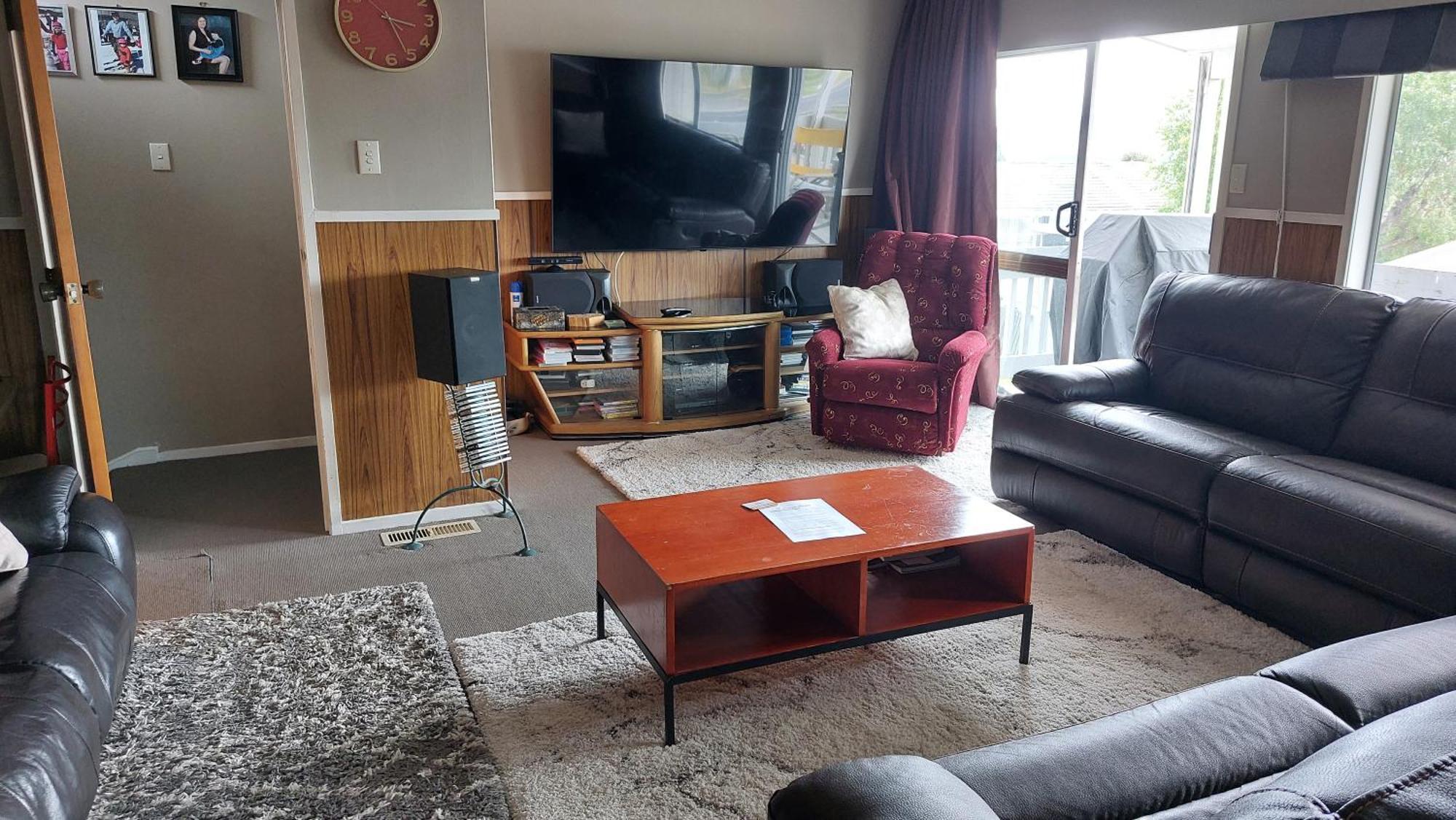Bed And Breakfast Happy Home Taupo Accommodation Екстериор снимка